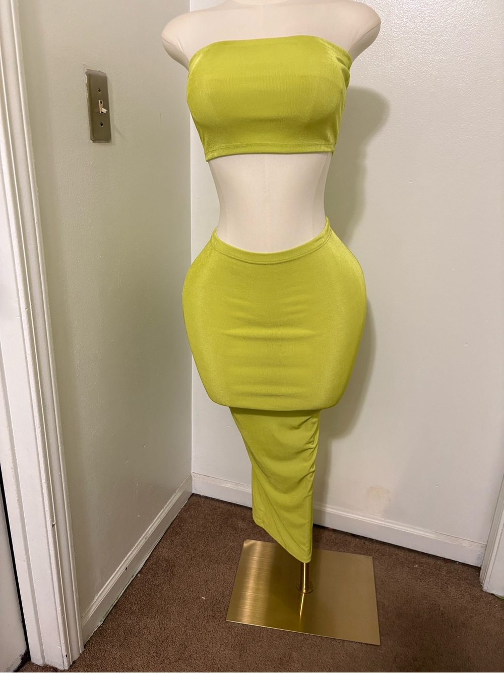 WinWin Neon Lime Strapless High-Low Skirt Set NWOT